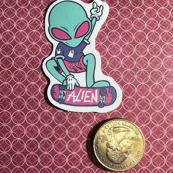 Rad Lil Guy Alien ET EBE Traveler Star Person Space People Single Decor Sticker - Picture 2 of 3